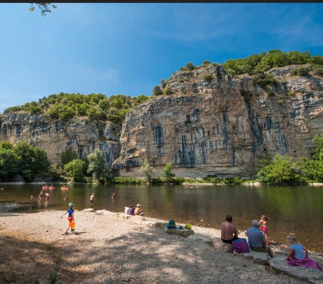 L Appart D En Face Sarlat-la-Canéda Exterior foto